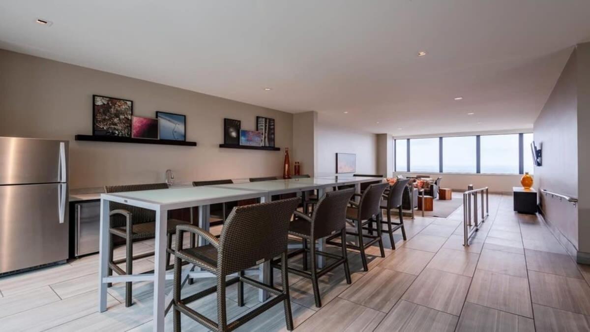 26Th Fl Bold Cozysuites With Pool, Gym Dallas Exterior foto